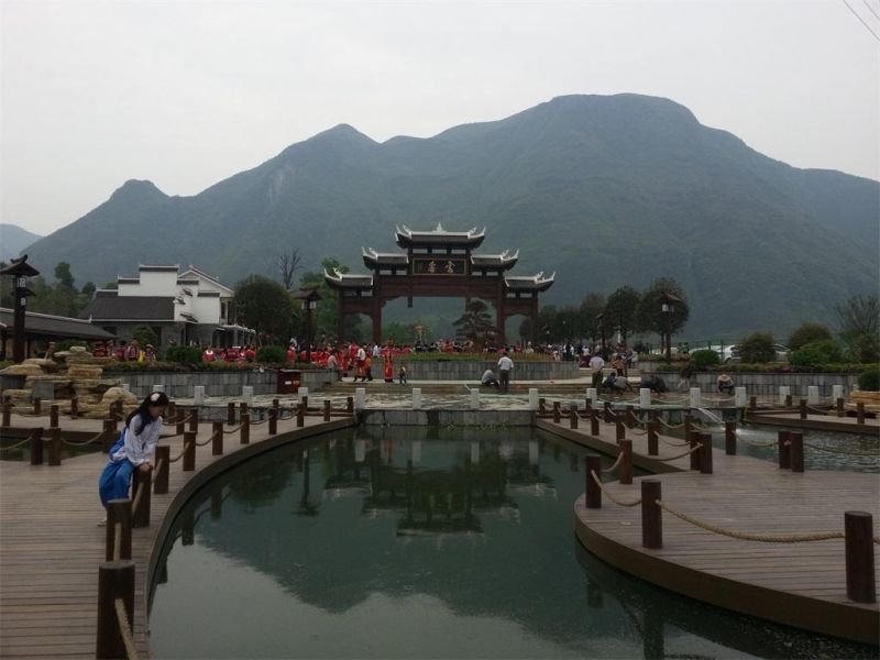 景區(qū)內(nèi)為什么要安裝負(fù)氧離子監(jiān)測設(shè)備？