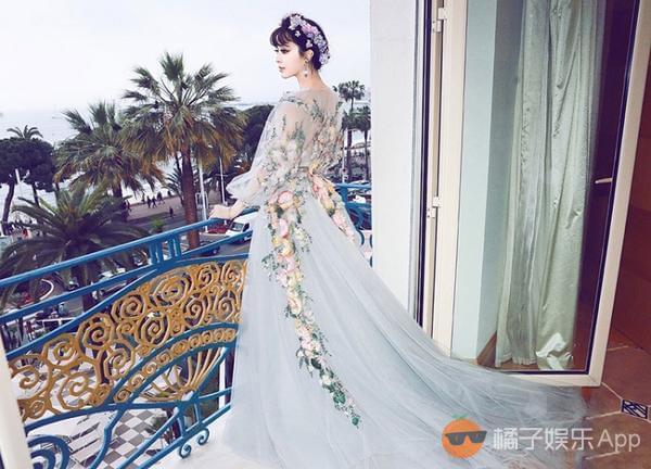 澳门花仙子免费资料大全,澳门花仙子免费资料大全——警惕背后的违法犯罪风险