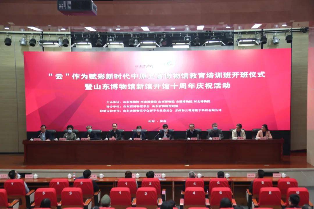 张宏良最新文章,张宏良最新文章，探索时代前沿，聚焦社会热点