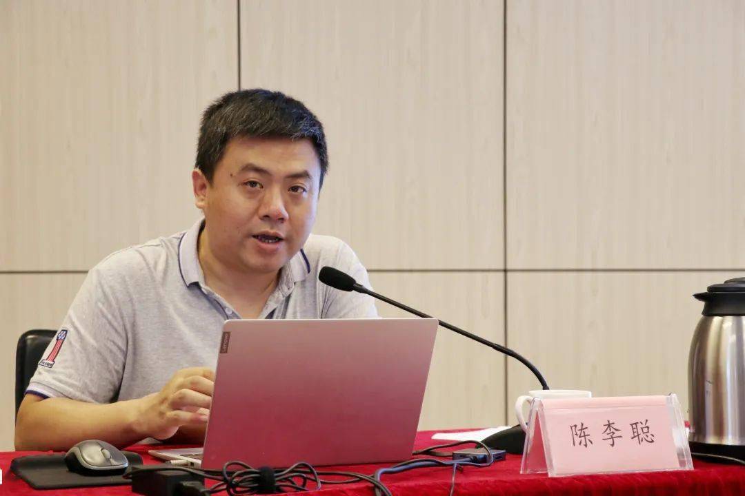 新澳门资料免费精准|完整释义解释落实,新澳门资料免费精准，释义解释与实际应用落实