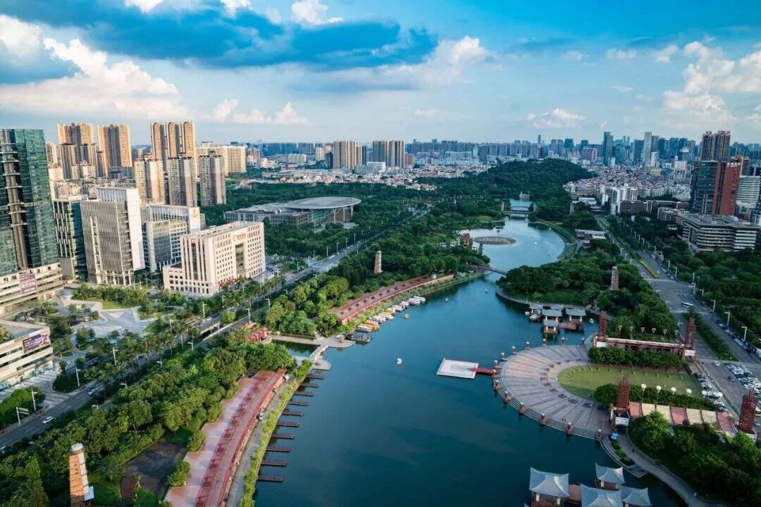 2025澳门资料表|特点释义解释落实,澳门未来展望，特点释义与落实策略